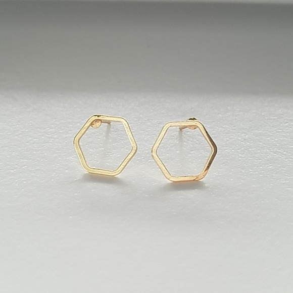 Blue Fox Jewelry - RESTOCKED! Minimalist Hexagon Gold Tone Earrings